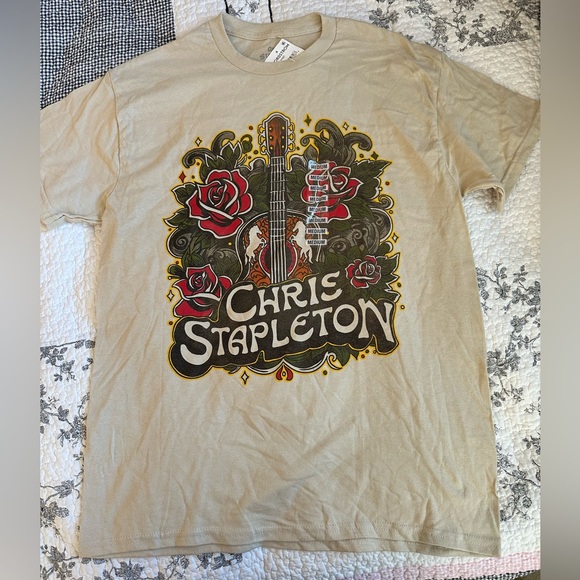 4 Piece Graphic Tee Bundle from Nordstrom
Size Medium NWT - Picture 4 of 6